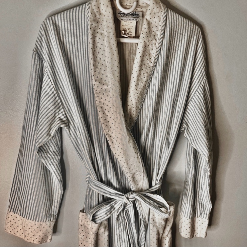 Vintage Lanz of Salzburg Blue White Polka dot, Stripe Flannel Robe Sash Sz Med - Picture 2 of 6